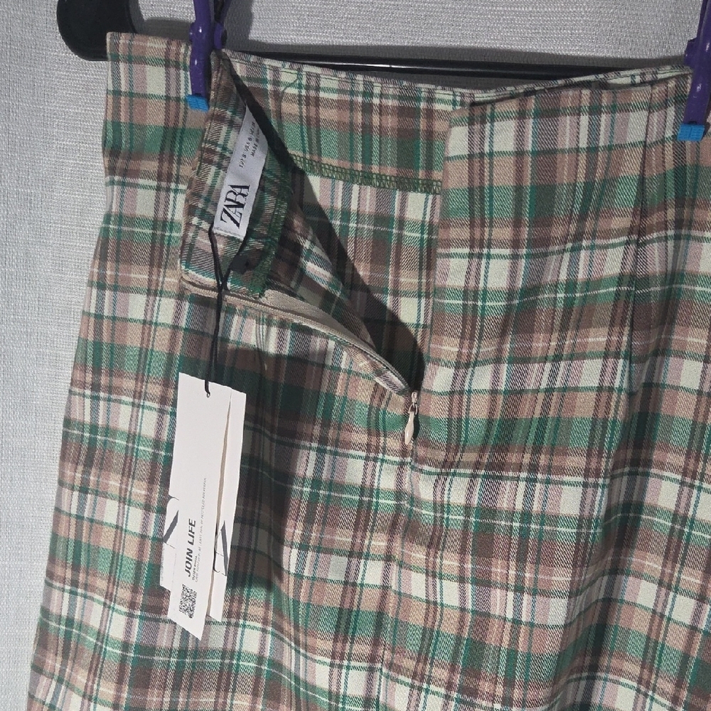 Zara Green and Brown Mini Skirt NWT Size Small Plaid - Picture 4 of 6